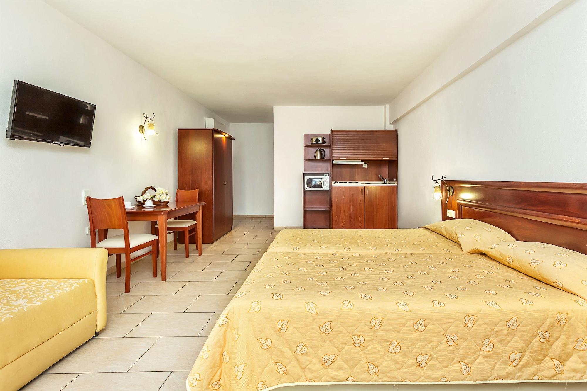 Nereides Hotel Hanioti Eksteriør billede